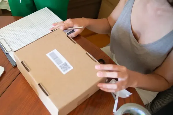 Packing a customer order